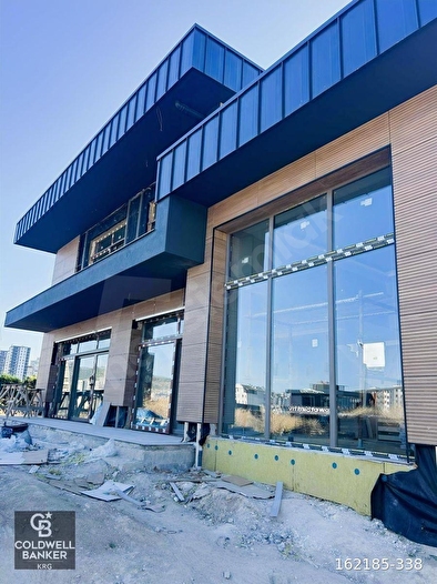 4+1 villa in Yeni Bağlıca