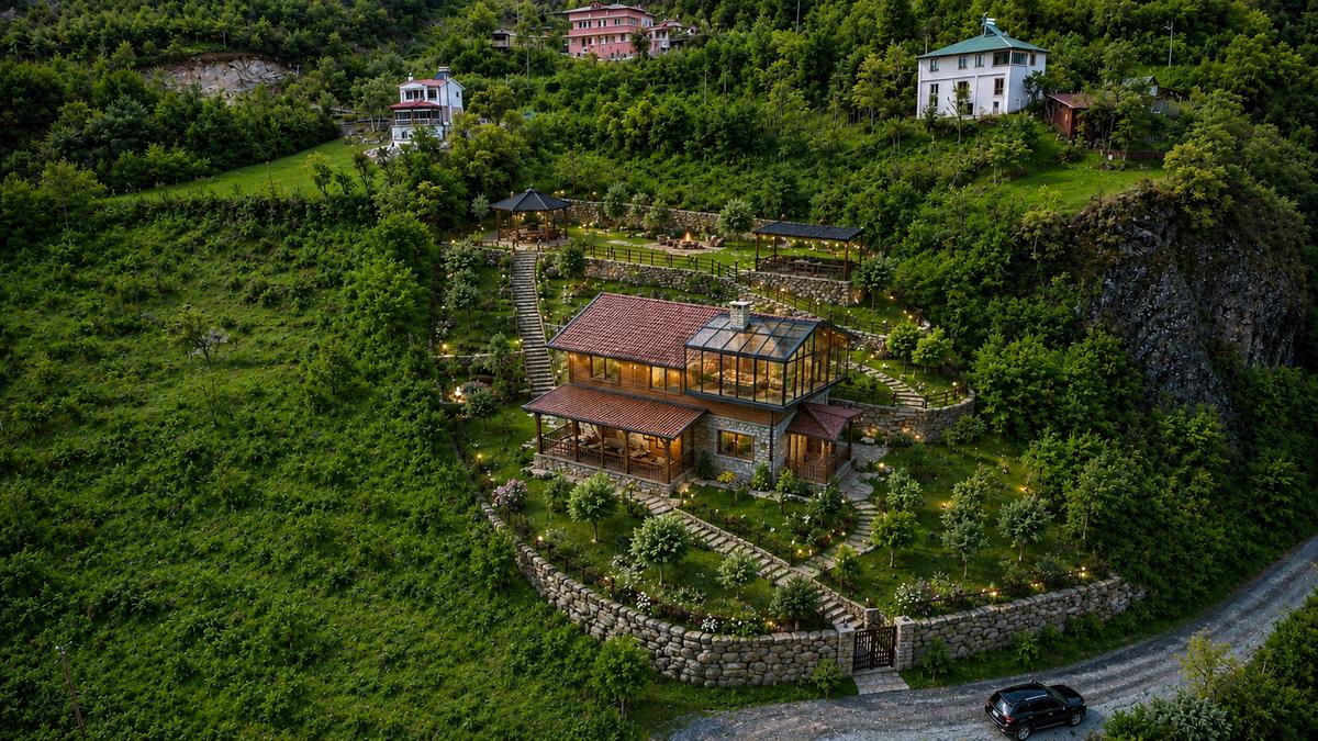 Investment land close to Maçka centre